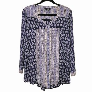 Lucky Brand Button down Blue and White long sleeve size Medium